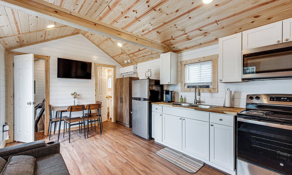 Perry Cabin | 7 Mi to Keaton Beach: Peaceful Perry Gem!