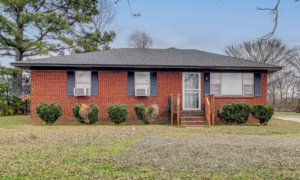 Fayette County House | 7 Mi to Somerville Square! Countryside Retreat