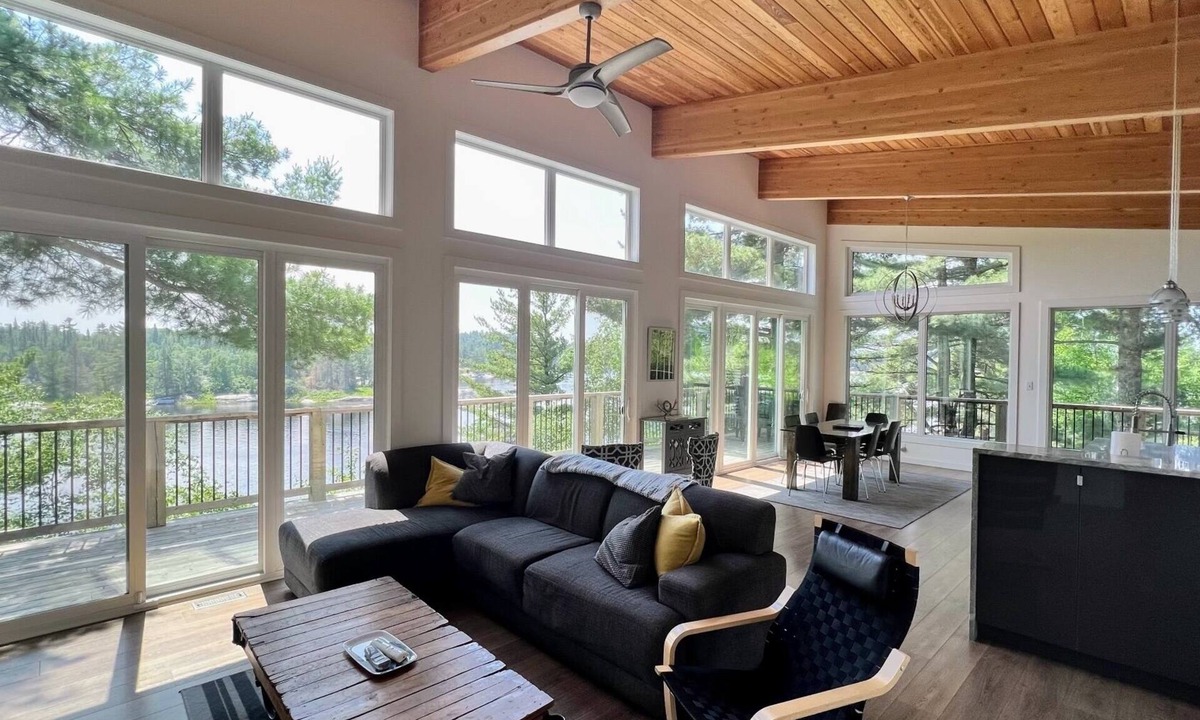 Kenora Cabin | 7 min to town! Book now!