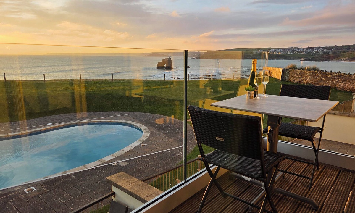 Thurlestone Cottage | 7 Ocean's Edge