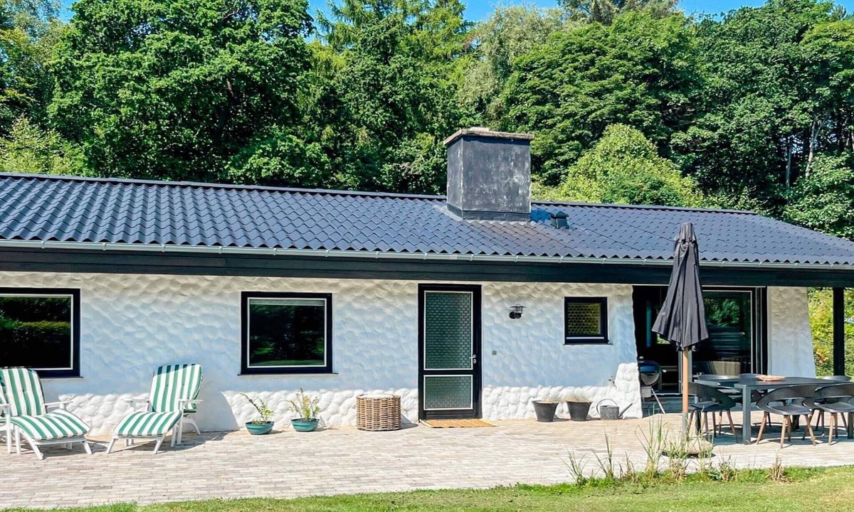 Lyngsbæk Strand House | 7 person holiday home in Ebeltoft-By Traum