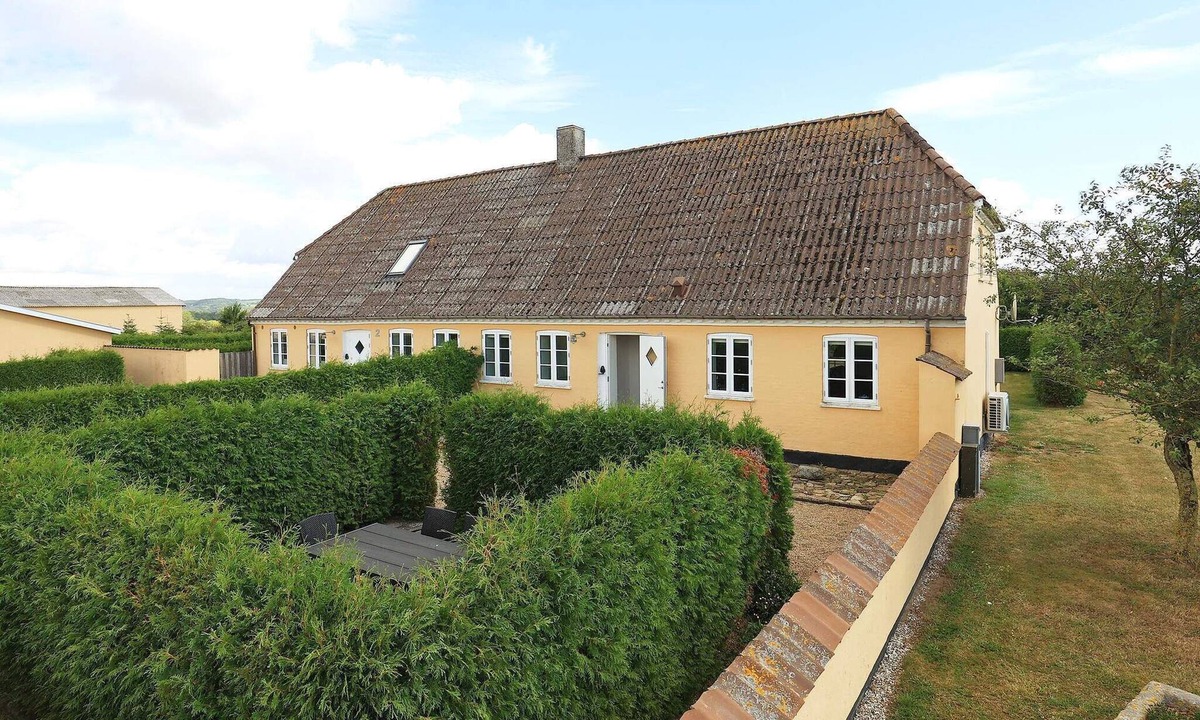 Faaborg Apartment | 7 person holiday home in Faaborg-By Traum