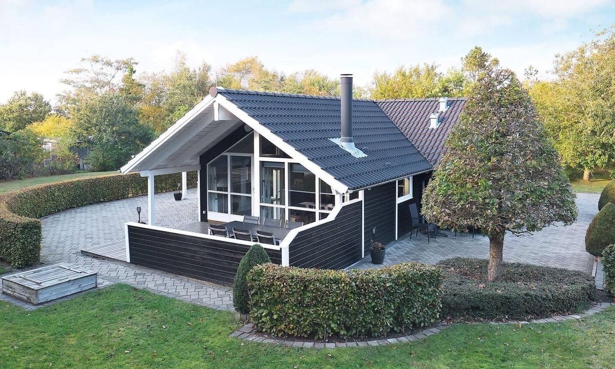 Trend House | 7 person holiday home in Løgstør-By Traum