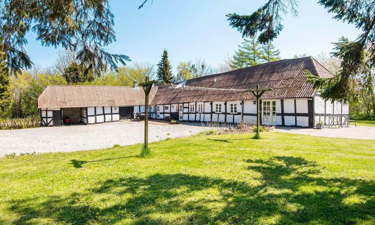 Grenaa House | 7 person holiday home in Grenaa