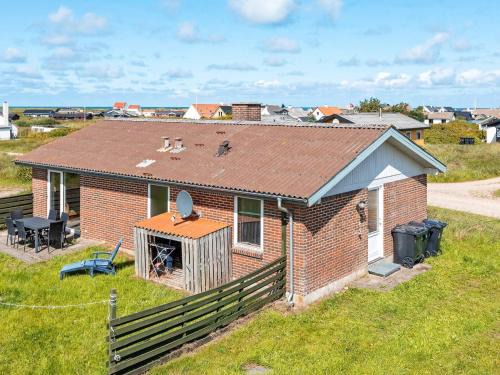 Lild Strand House | 7 person holiday home in Frøstrup