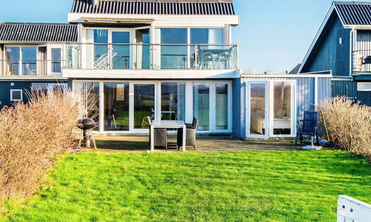 Bork Havn House | 7 person holiday home in Hemmet