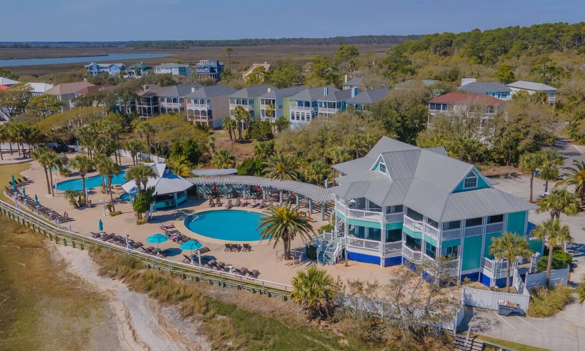 Saint Helena Island House | 705 Silverside