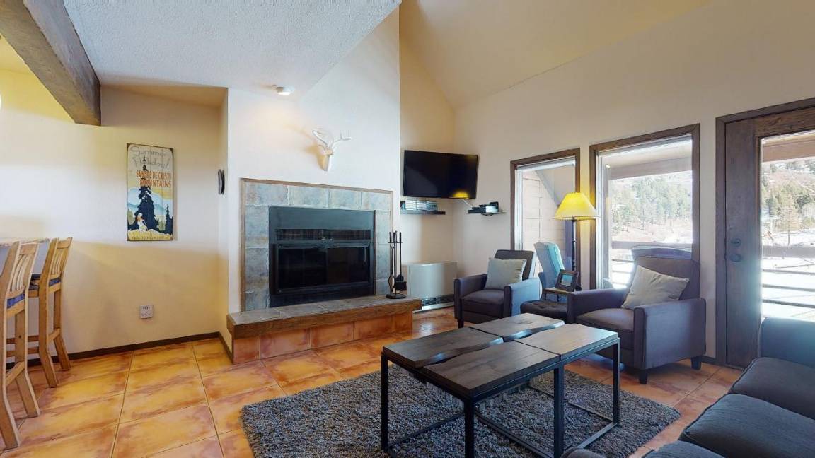 Angel Fire Condo | 72 m² Condo ∙ 1 bedroom ∙ 5 guests