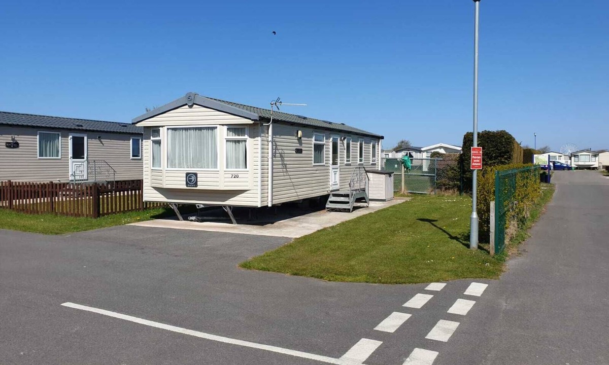 Brean House | 720 Unity Resort - Brean