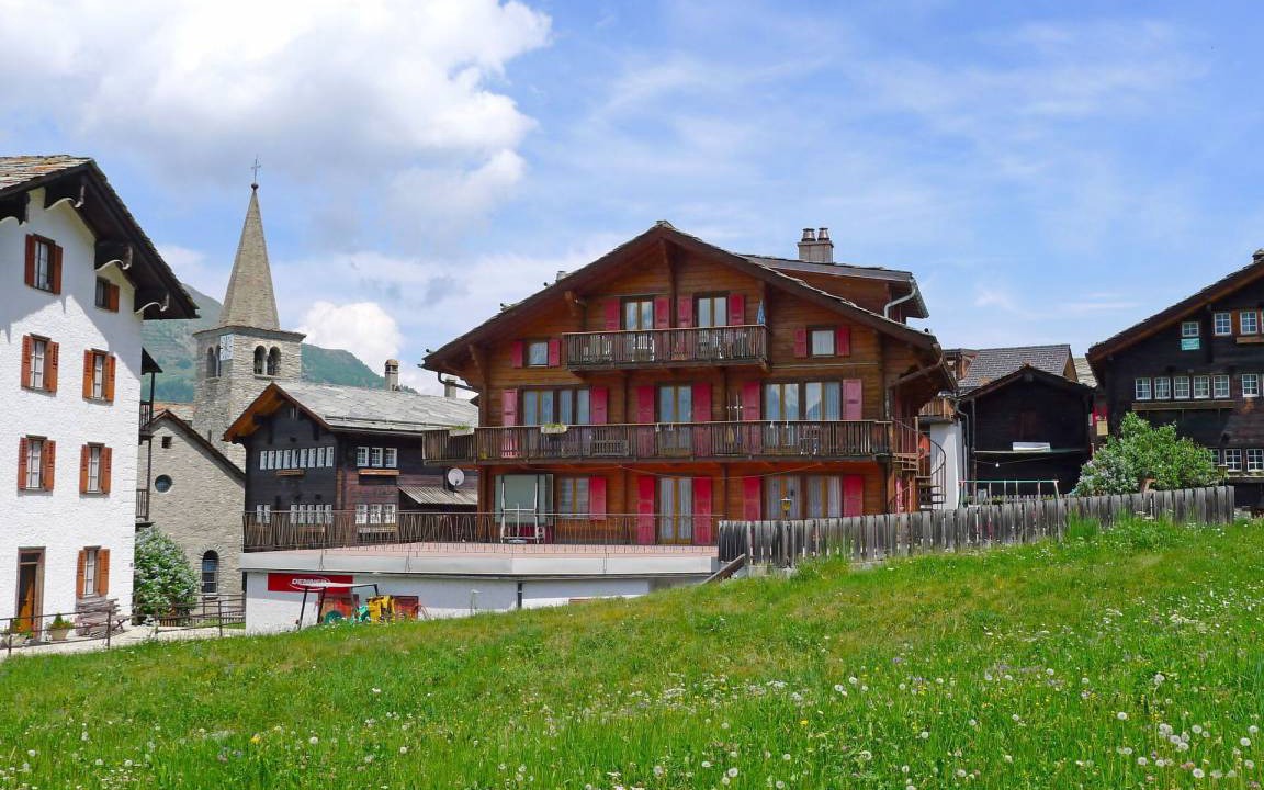 Graechen Apartment | 75 m² Apartment ∙ 3 bedrooms ∙ 5 guests