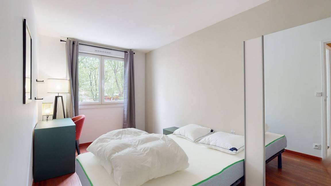 Villejuif Resort | 75 m² Private room ∙ 1 bedroom ∙ 1 guest