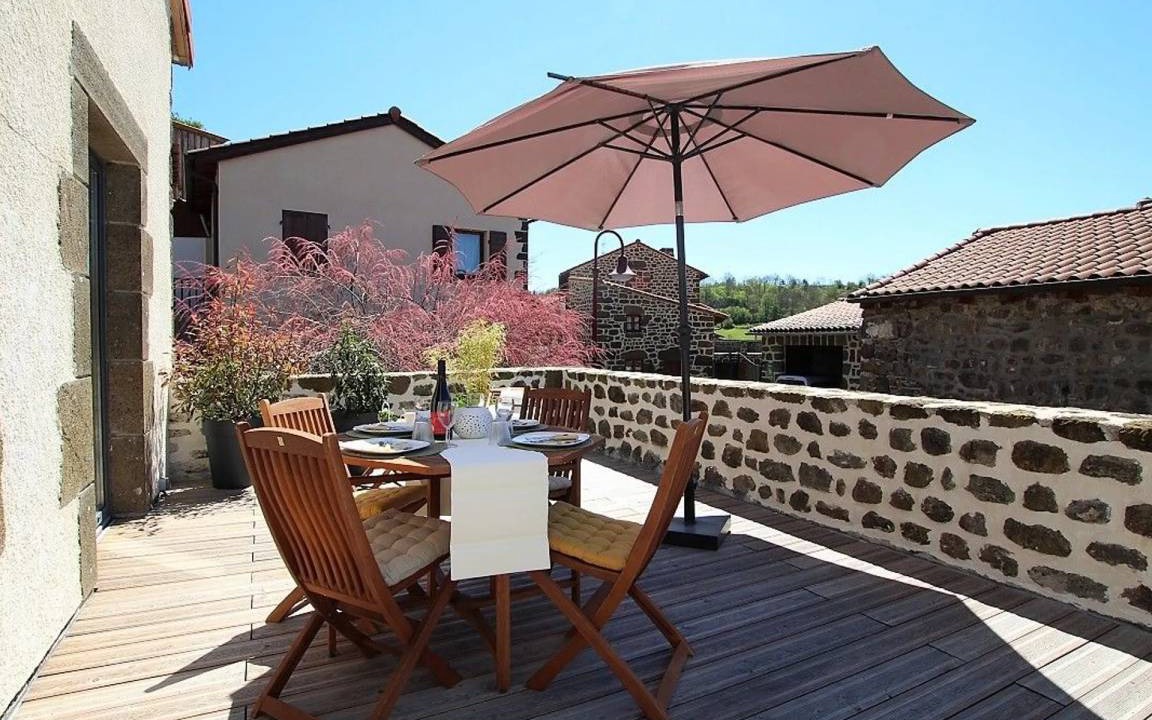 Polignac House | 78 m² House ∙ 2 bedrooms ∙ 4 guests