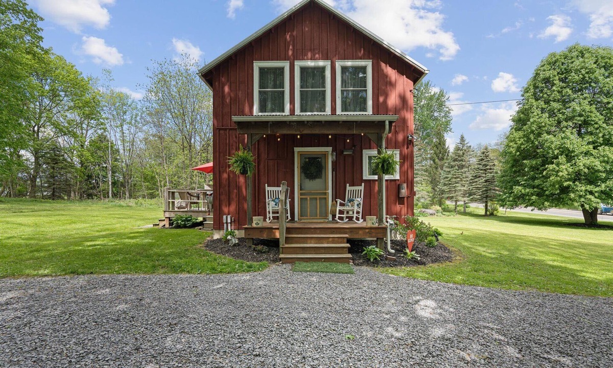 Trumansburg House | 79th on Main: Restored Barn in the Finger Lakes