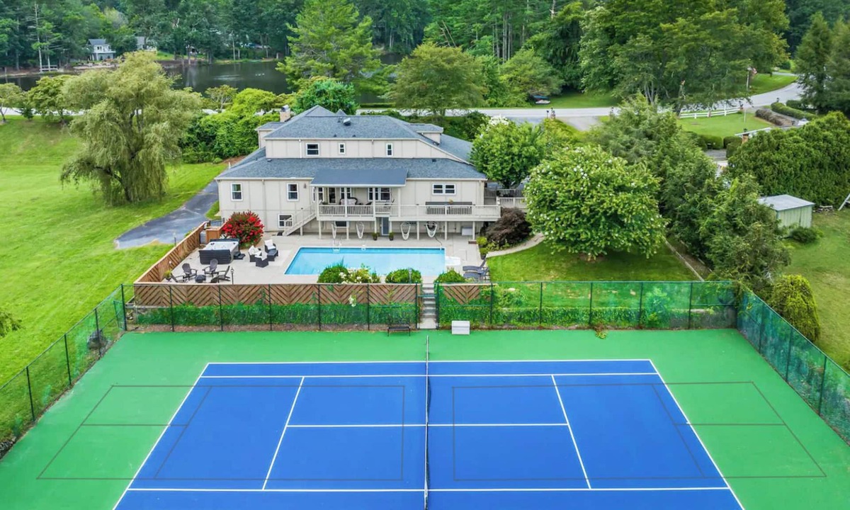 Hendersonville House | 7BR Resort Home: Pool & Courts