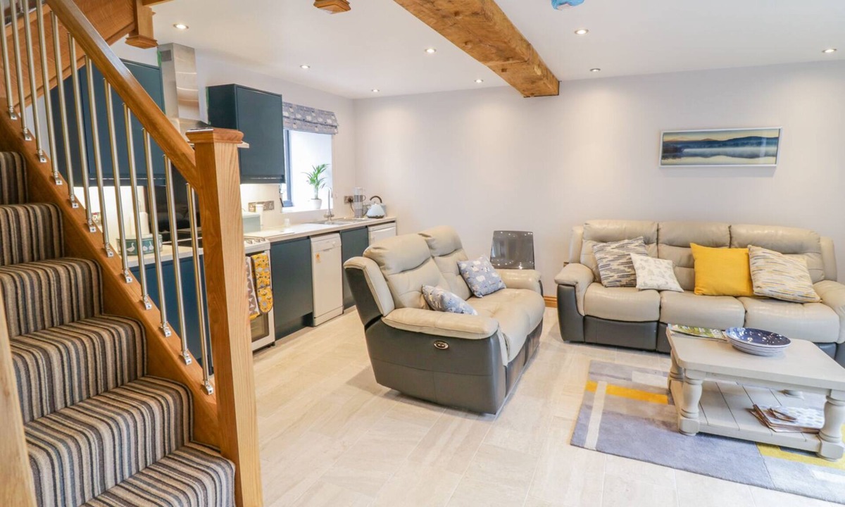 Caersws Cottage | 7evern @ Porth Farm