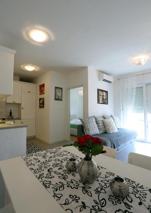 Sarsoni Apartment | 7th Heaven