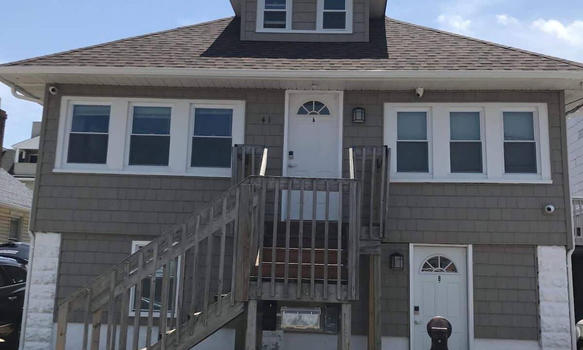 Seaside Heights House | 8 bedroom, 3 full bath, Ocean Block