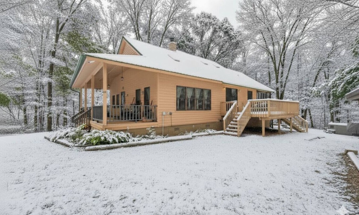 Gnaw Bone Cabin | 8 Does a Dancin` Cabin