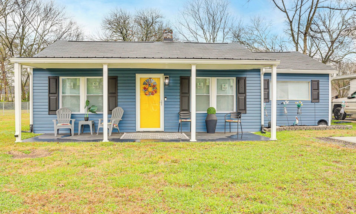 East Ridge Cottage | 8 Mi to Dtwn Chattanooga: Extended Stay Cottage!