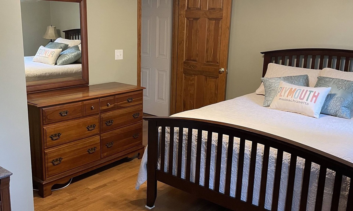 Plymouth Apartment | 8 miles from Plymouth Downtown, 6 miles from Cape Cod Canal and beach