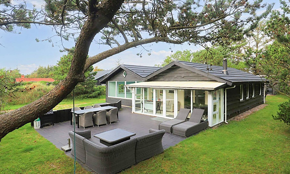 Vejers House | 8 person holiday home in Vejers Strand