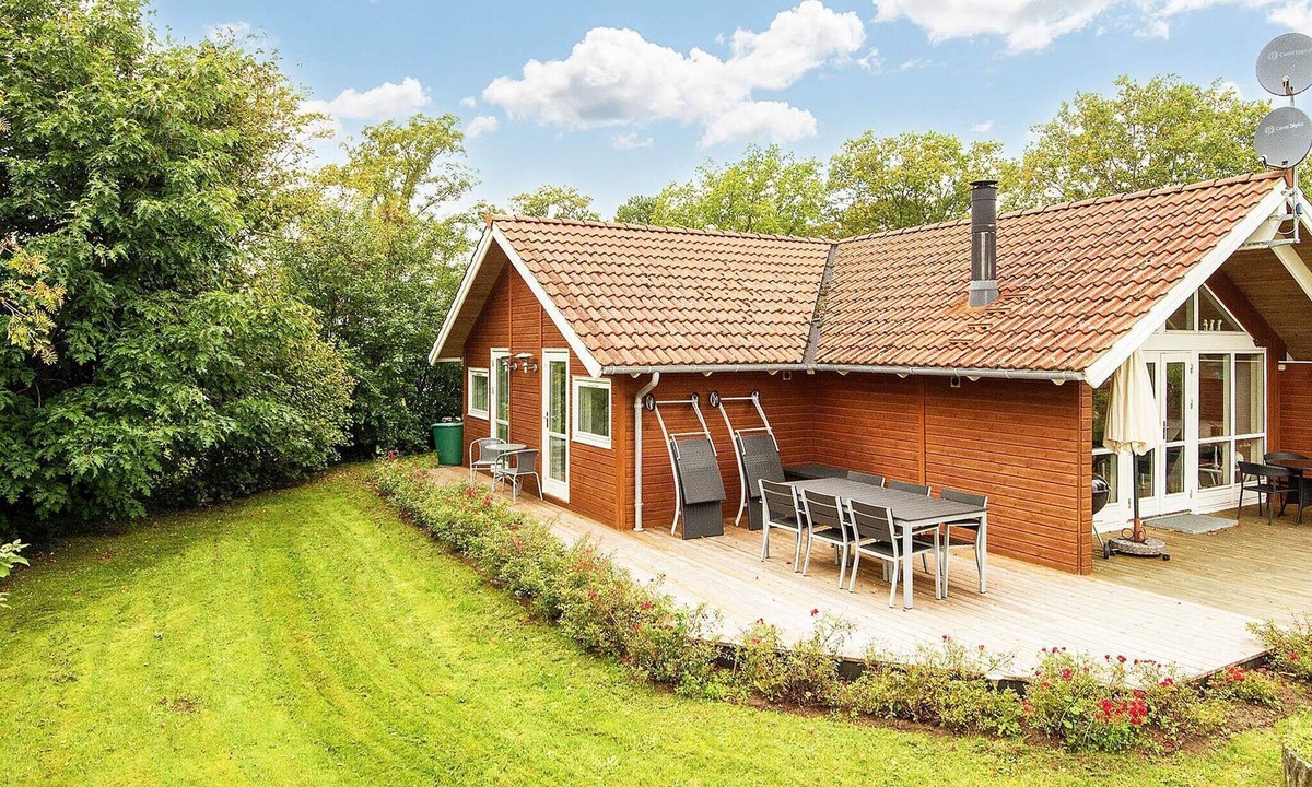 Allingabro House | 8 person holiday home in Allingåbro-By Traum