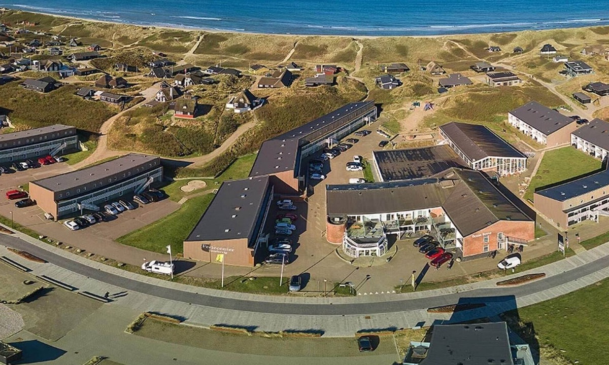 Sondervig Apartment | 8 person holiday home on a holiday park in Ringkøbing