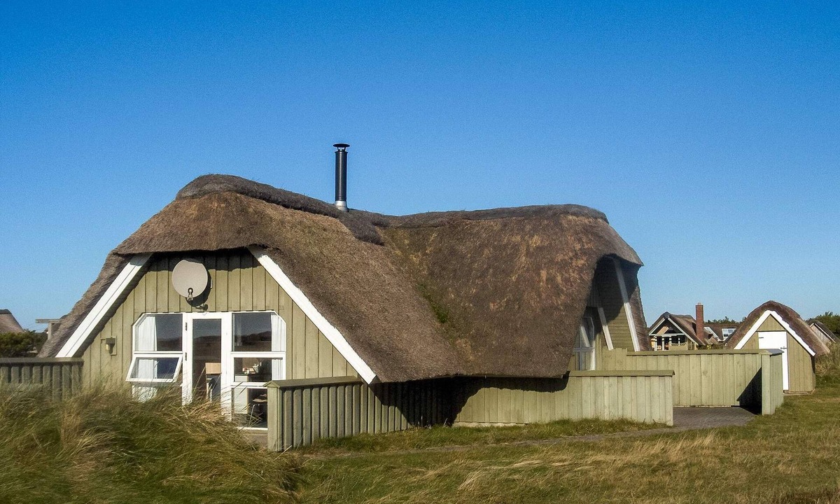 Nørre Lyngvig House | 8 person holiday home in Ringkøbing
