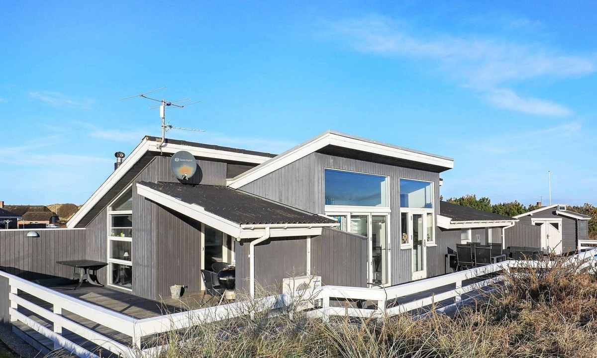 Klegod Strand House | 8 person holiday home in Ringkøbing