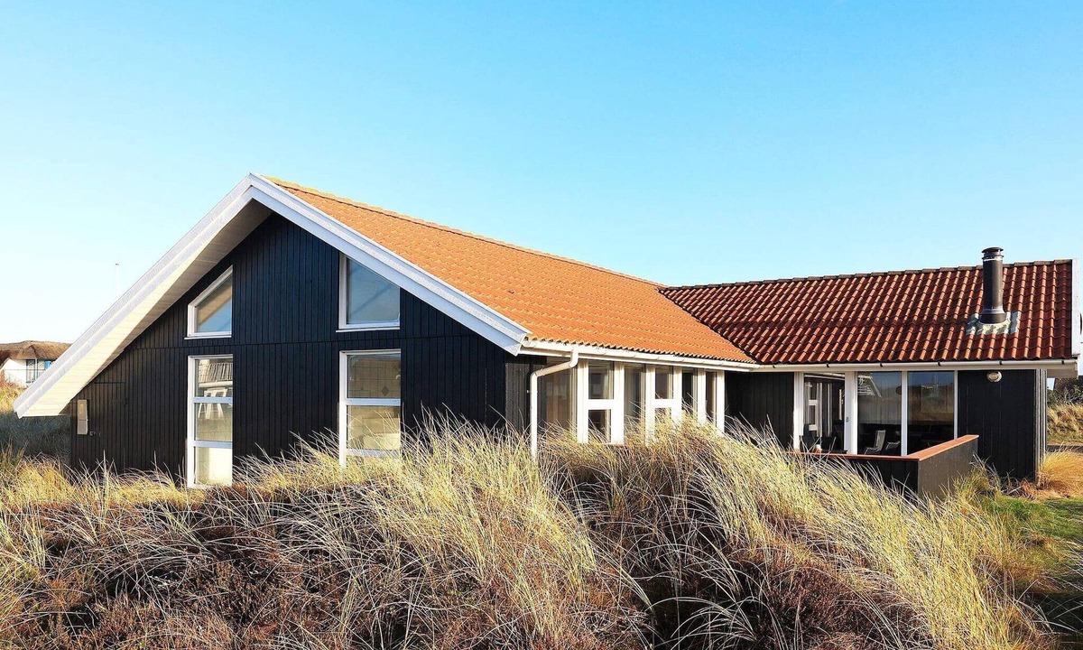Blavand Strand House | 8 person holiday home in Blåvand-By Traum