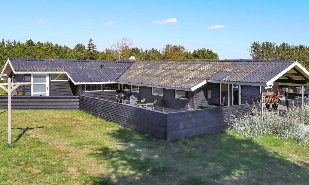 Blokhus House | 8 person holiday home in Blokhus