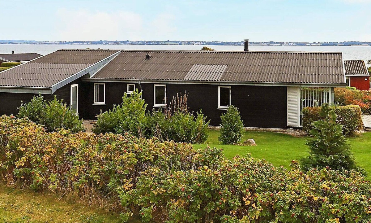 Helnæs By House | 8 person holiday home in Ebberup
