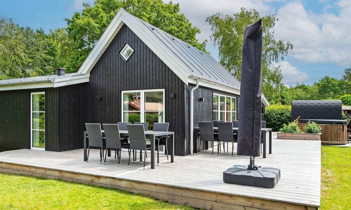 Lyngsbæk Strand House | 8 person holiday home in Ebeltoft