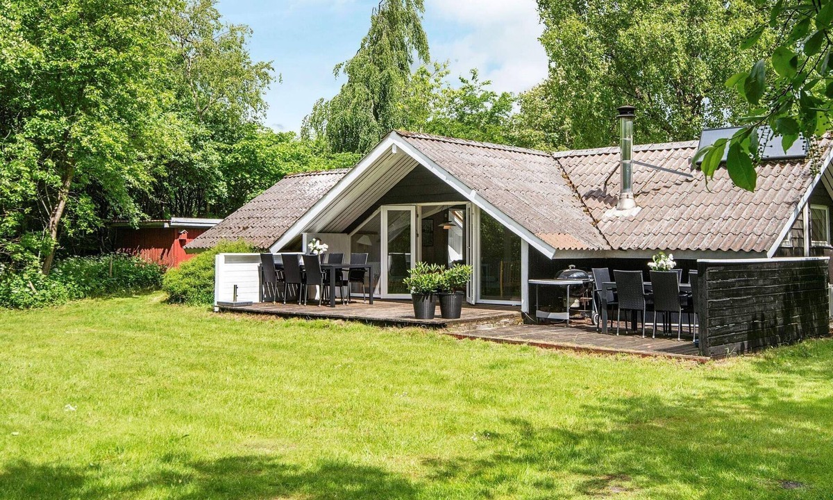 Arrild Ferieby House | 8 person holiday home in Toftlund