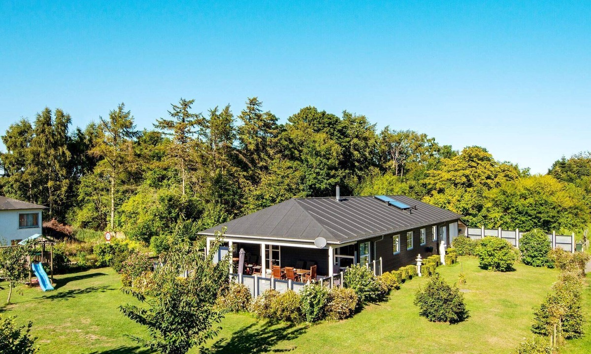 Udbyhøj House | 8 person holiday home in Ørsted