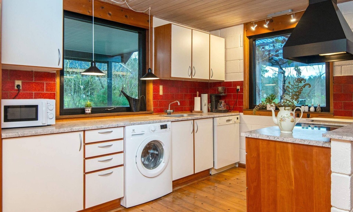 Ebdrup House | 8 person holiday home in Kolind