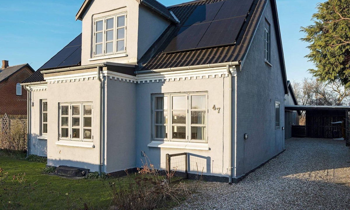 Nysted House | 8 person holiday home in Nysted