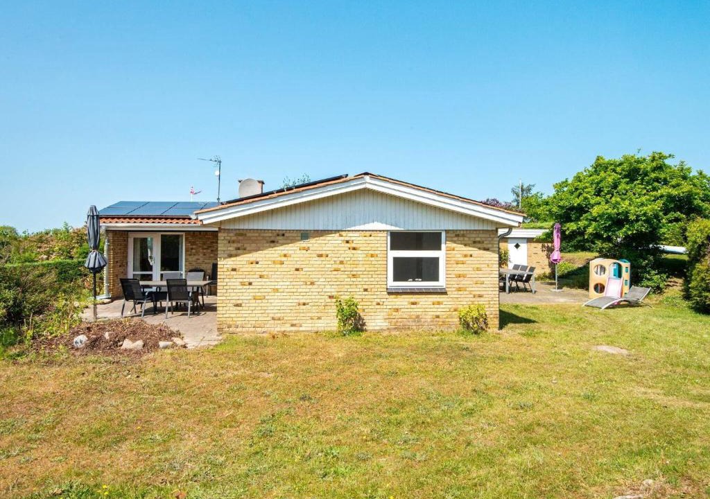 Allingabro House | 8 person holiday home in Alling bro