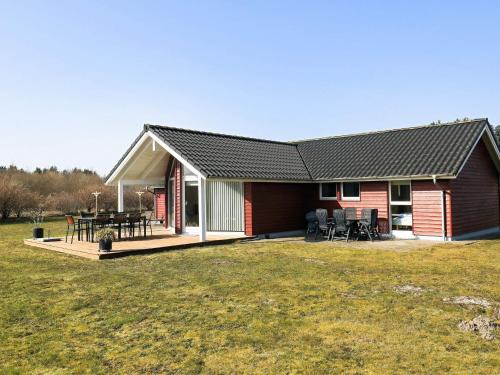 Brovst House | 8 person holiday home in Brovst-By Traum