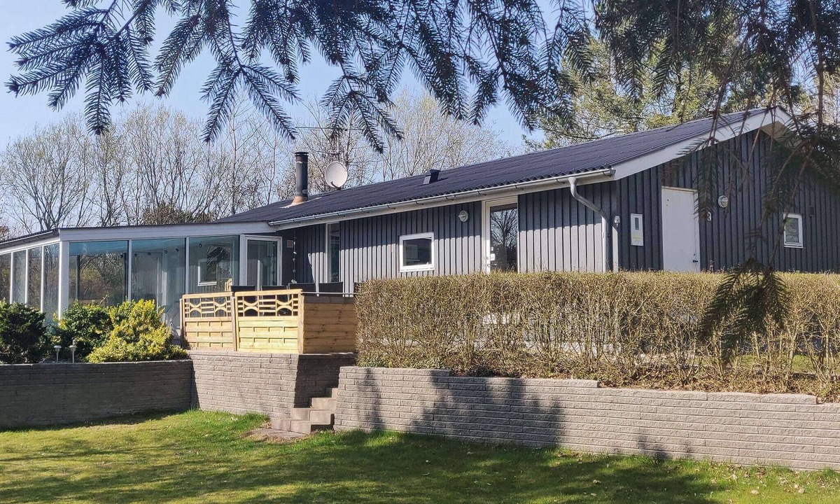 Ertebølle House | 8 person holiday home in Farsø-By Traum