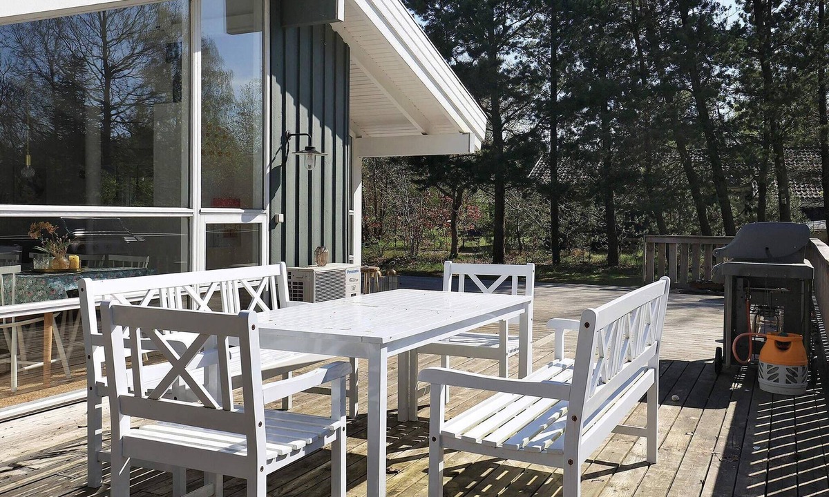 Hou House | 8 person holiday home in Hals-By Traum