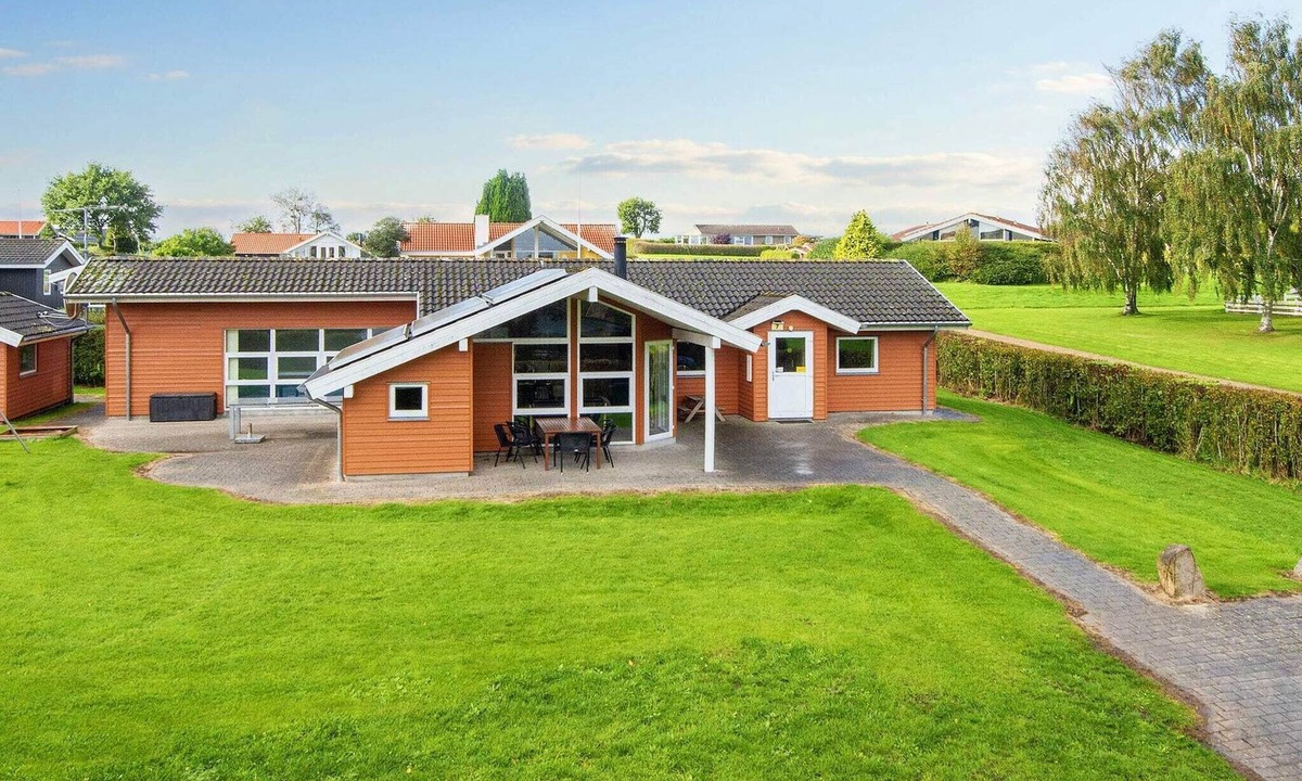 Hejlsminde Strand House | 8 person holiday home in Hejls