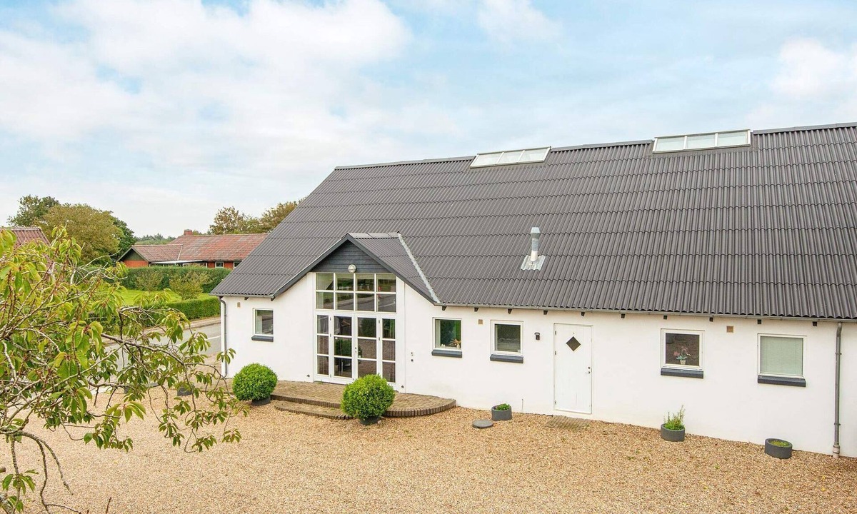 Henne House | 8 person holiday home in Henne