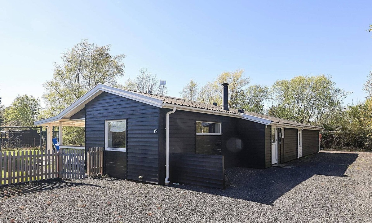 Kramnitse House | 8 person holiday home in Rødby-By Traum