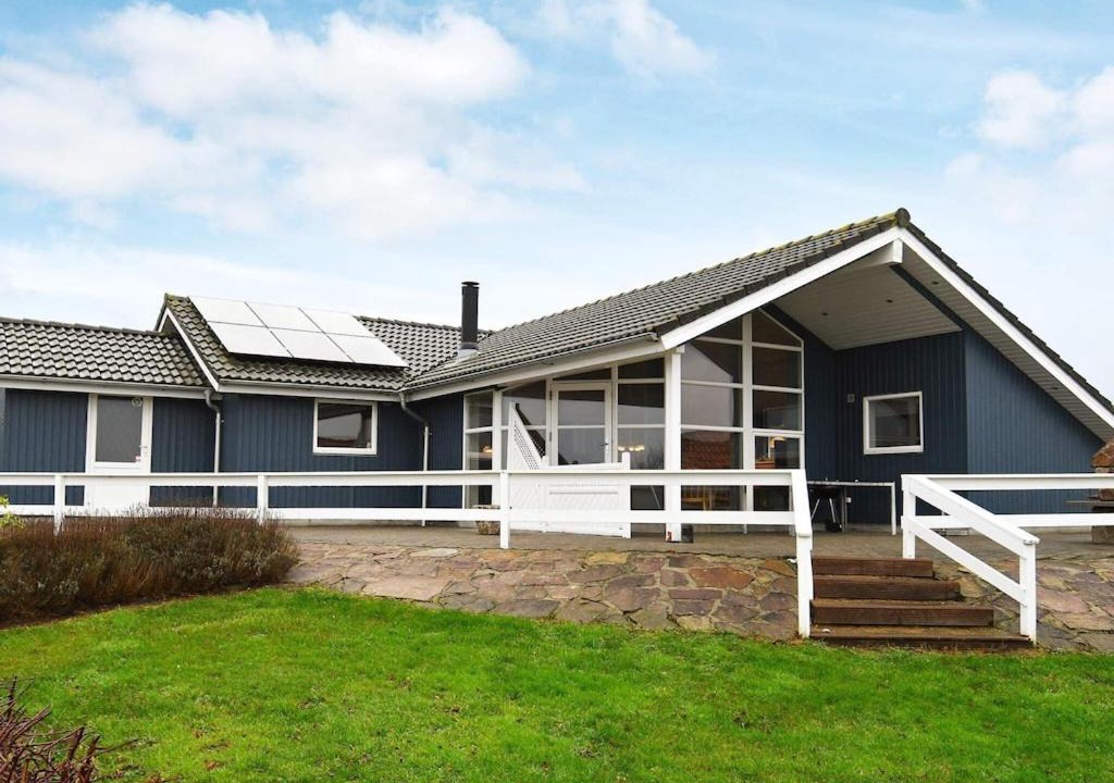 Vinderup House | 8 person holiday home in Vinderup