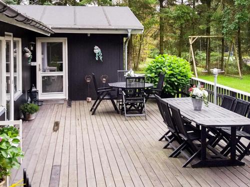 Hou House | 8 person holiday home in Hals