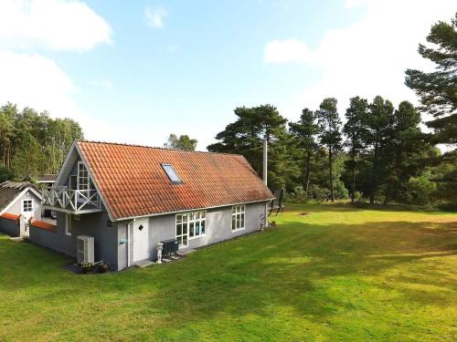 Øster Melholt House | 8 person holiday home in Hals