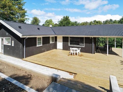 Melby House | 8 person holiday home in Melby