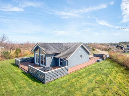 Skaven Strand House | 8 person holiday home in Tarm