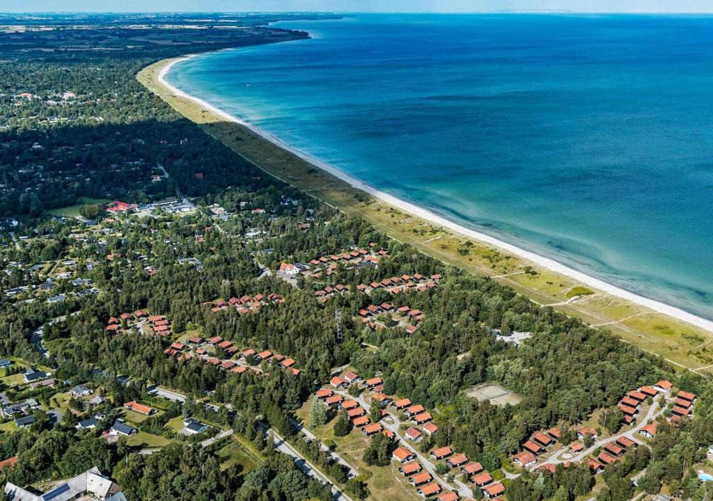 Bøtø By House | 8 person holiday home on a holiday park in Væggerløse